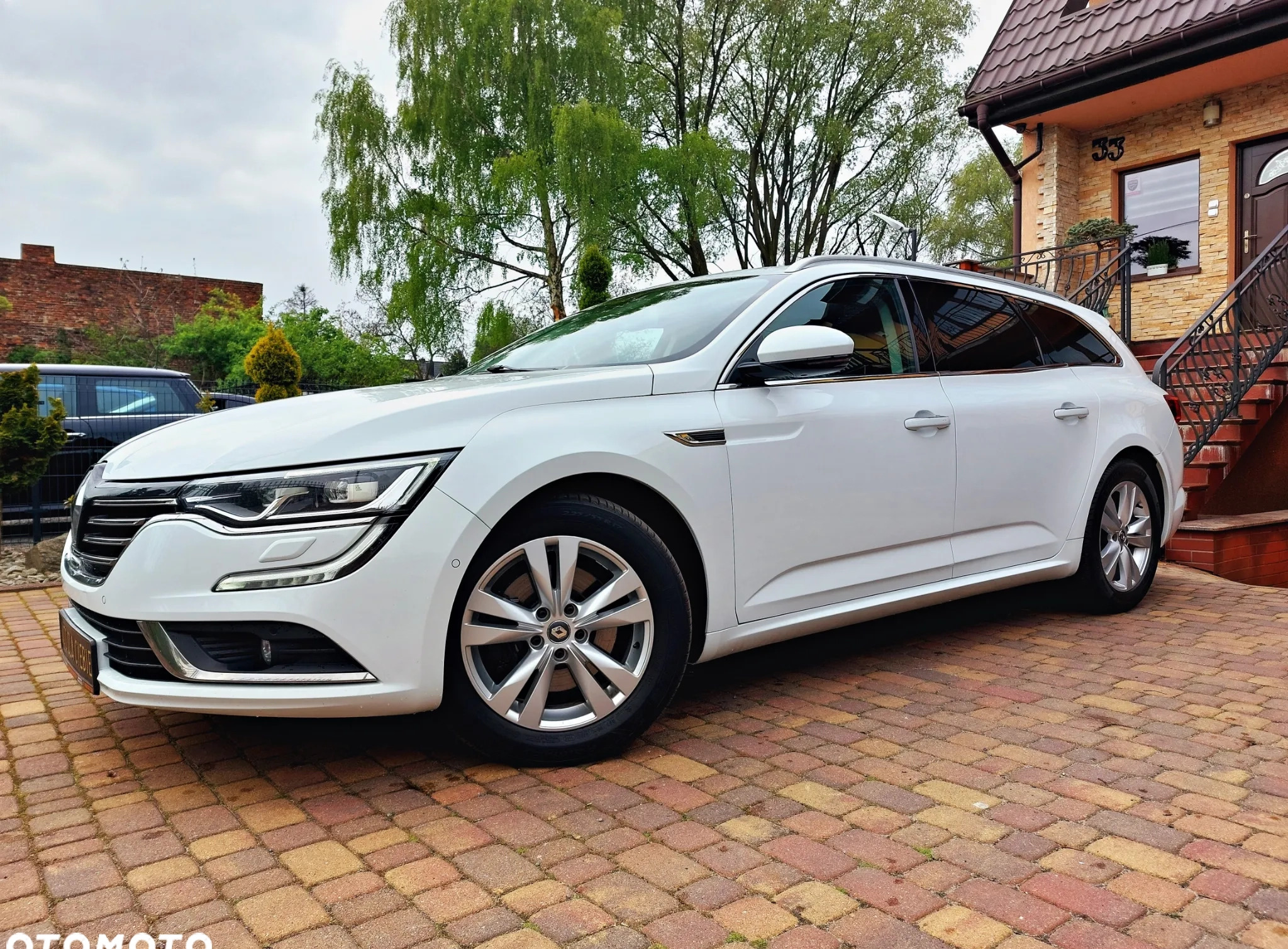 Renault Talisman cena 69900 przebieg: 166000, rok produkcji 2019 z Zawiercie małe 781